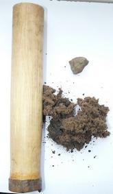 Briquet papou percussion sur bambou